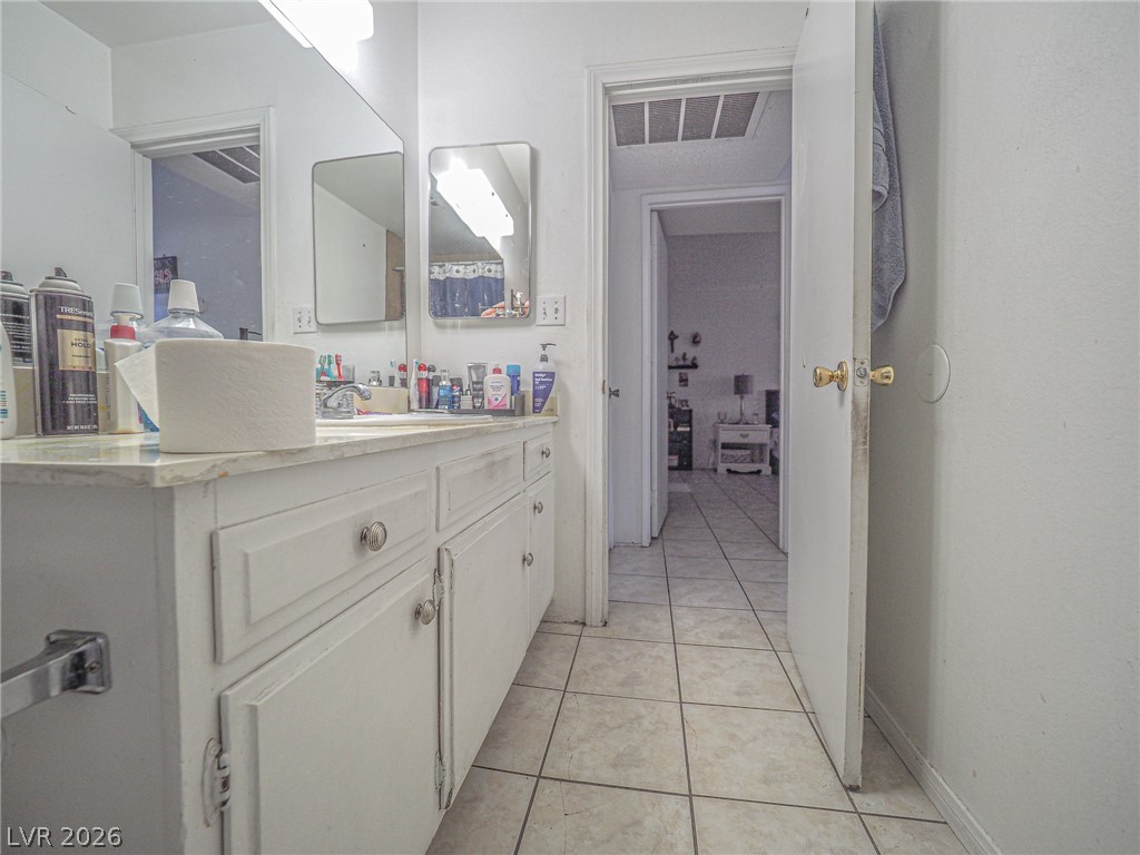 1370 Vegas Valley Drive 44 Property Photo 32