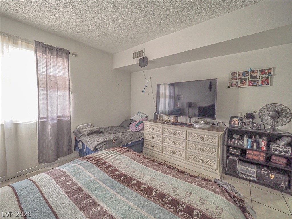 1370 Vegas Valley Drive 44 Property Photo 35