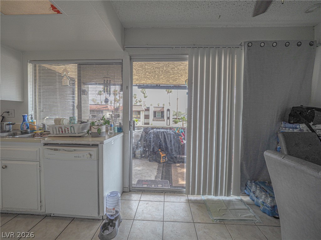 1370 Vegas Valley Drive 44 Property Photo 60