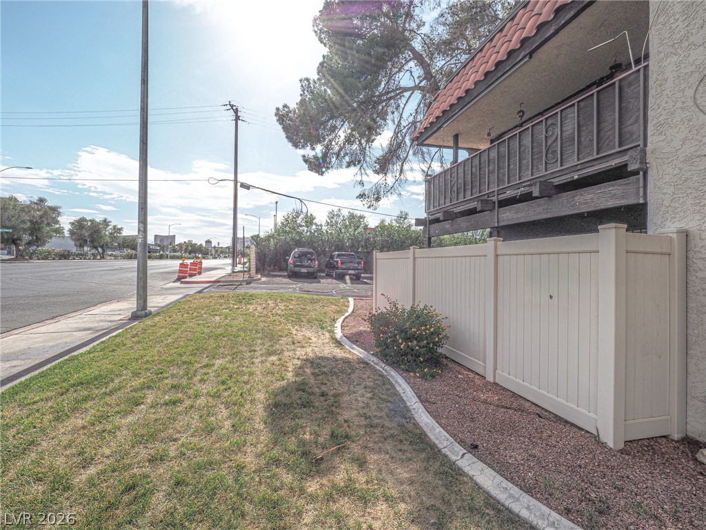 1370 Vegas Valley Drive 44 Property Photo 62