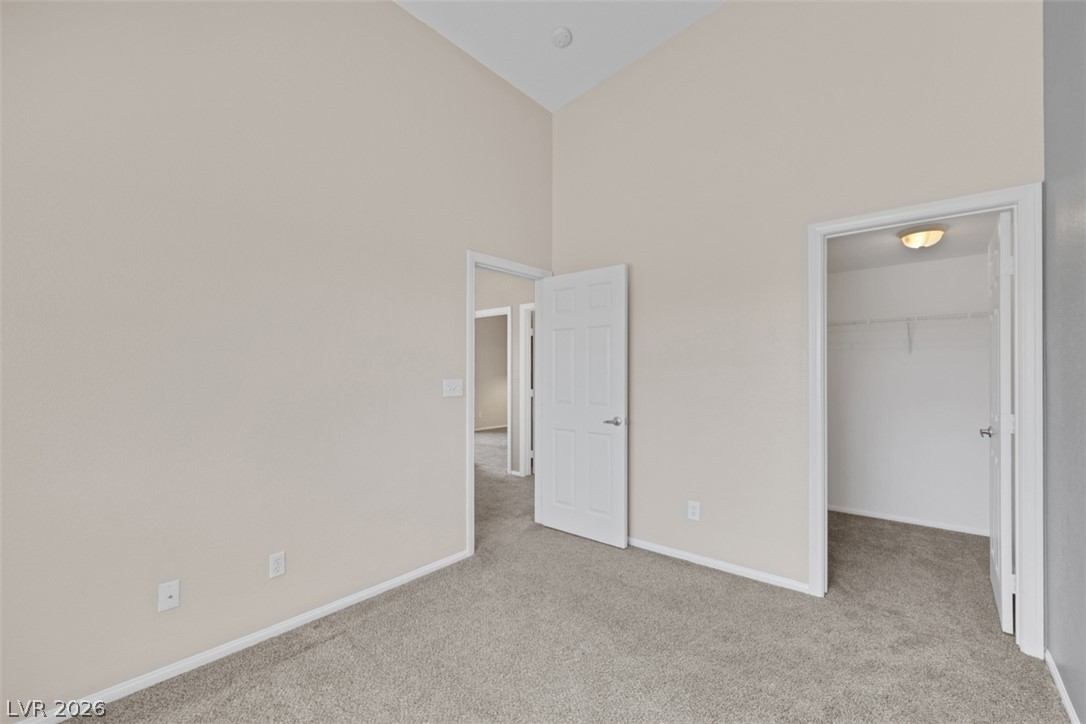 488 Parrot Beak Property Photo 13