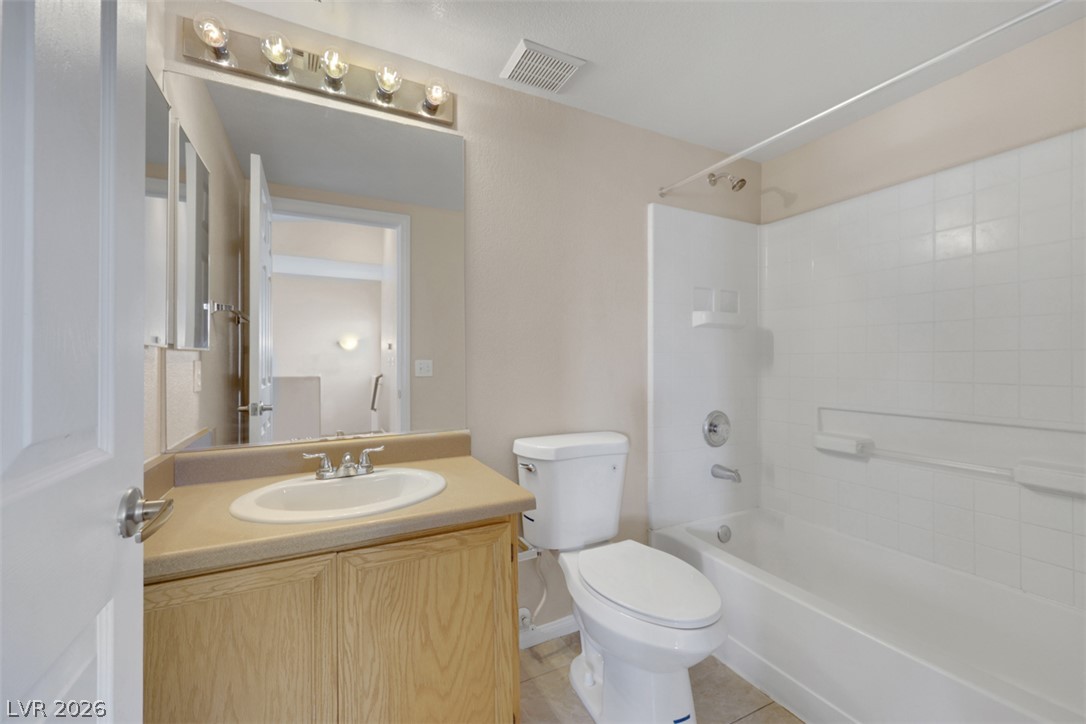 488 Parrot Beak Property Photo 14