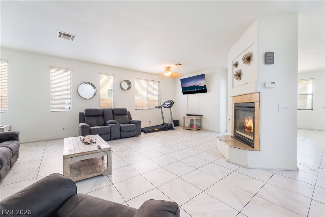 5317 Caprock Canyon Avenue Property Photo 5