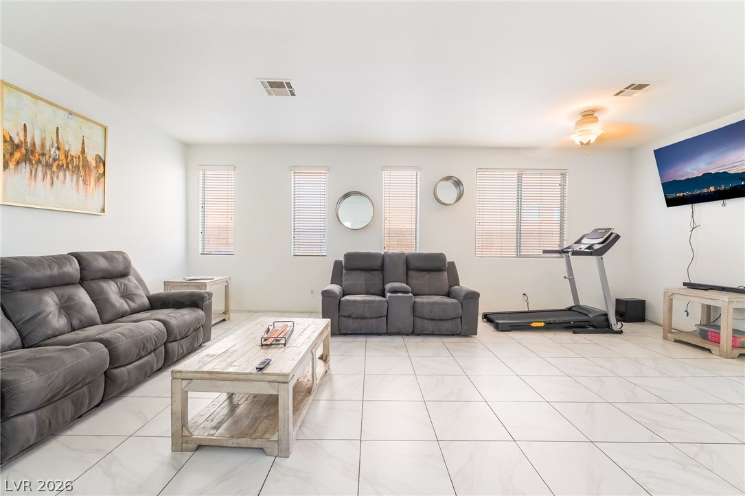 5317 Caprock Canyon Avenue Property Photo 6