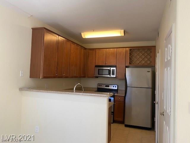 4400 South Jones Boulevard 1092 Property Photo 5