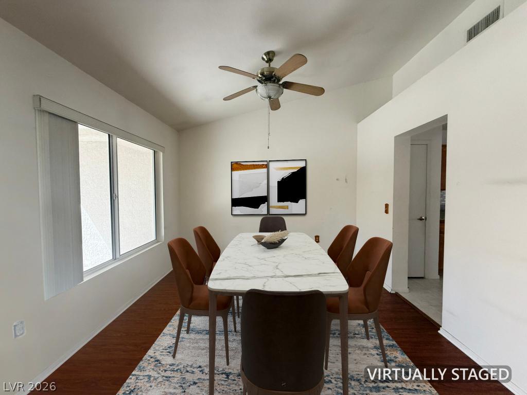 2541 Desert Glen Drive Property Photo 7