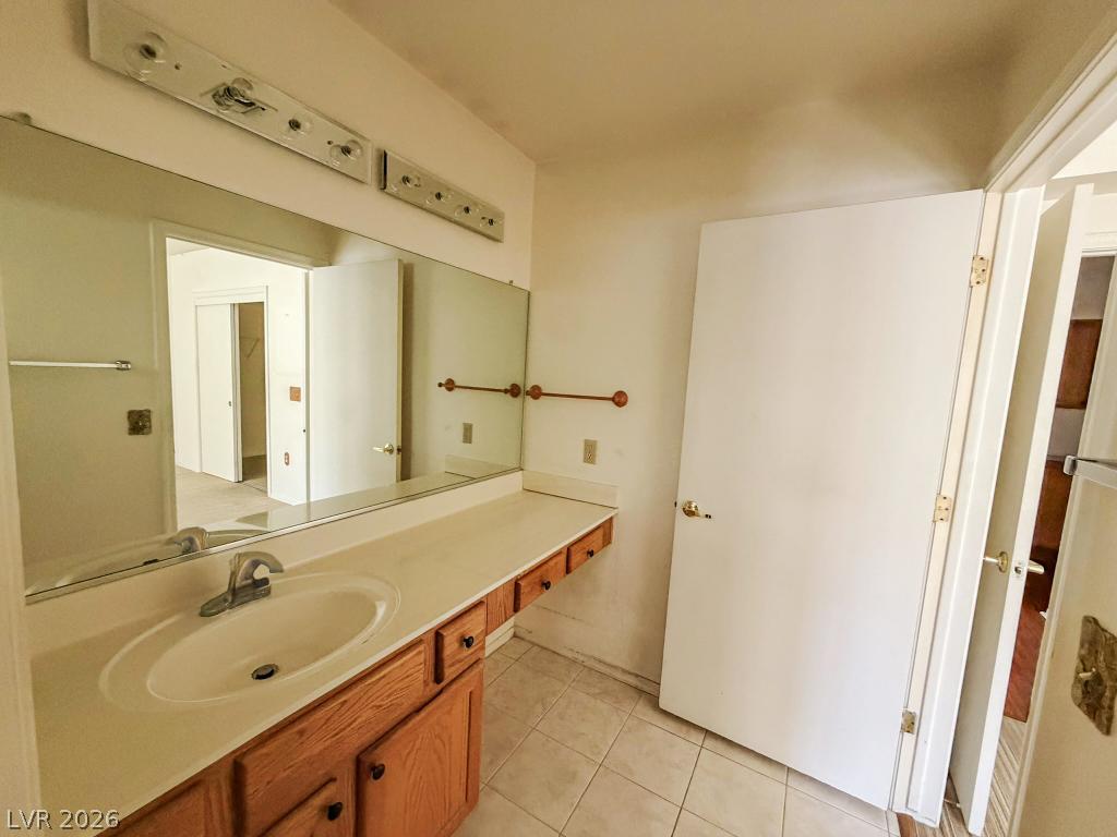 2541 Desert Glen Drive Property Photo 21