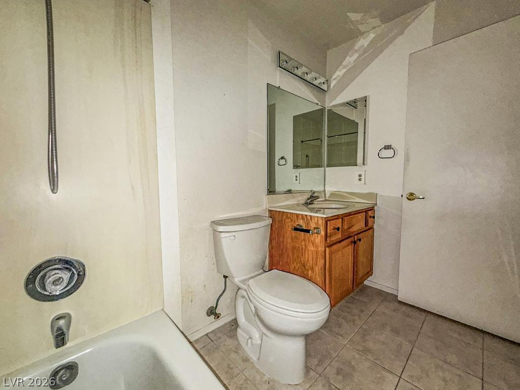 2541 Desert Glen Drive Property Photo 23