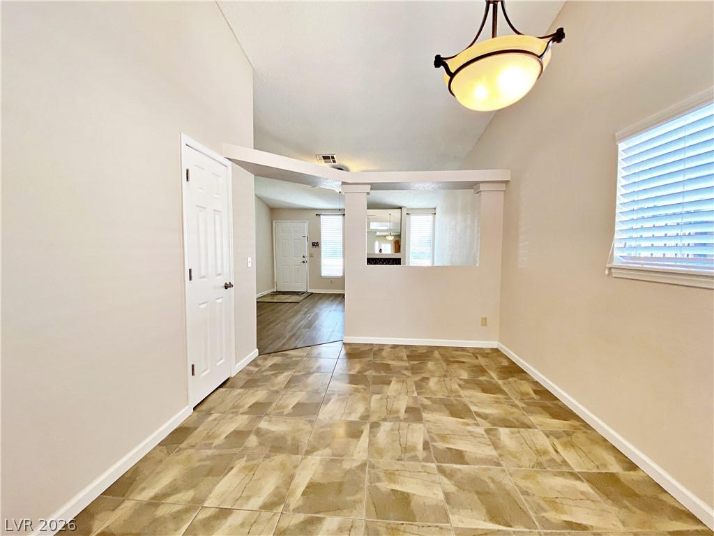 704 Callahan Point Drive Property Photo 4