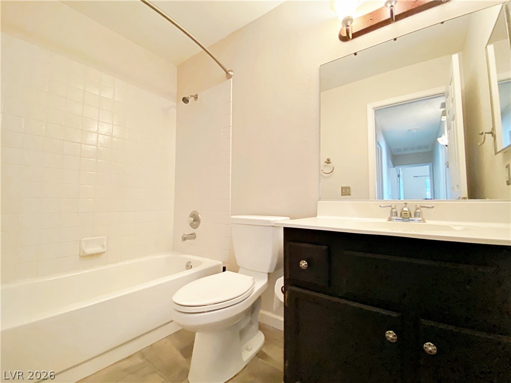 704 Callahan Point Drive Property Photo 15