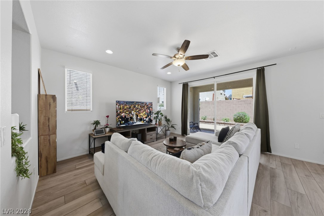 344 Hibiscus Bay Court Property Photo 4
