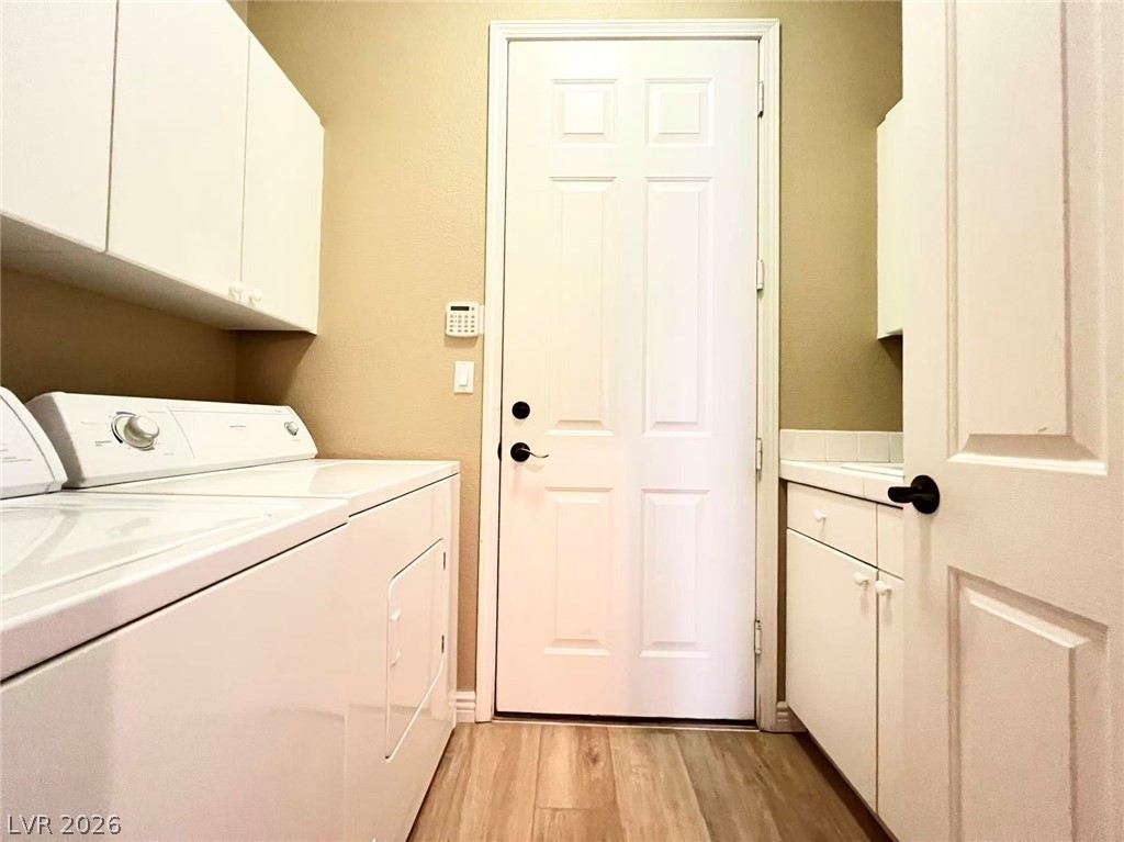 2105 Eaglepath Circle Property Photo 14
