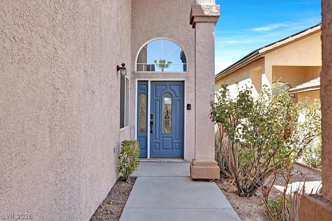 2647 Regency Cove Court Property Photo 2