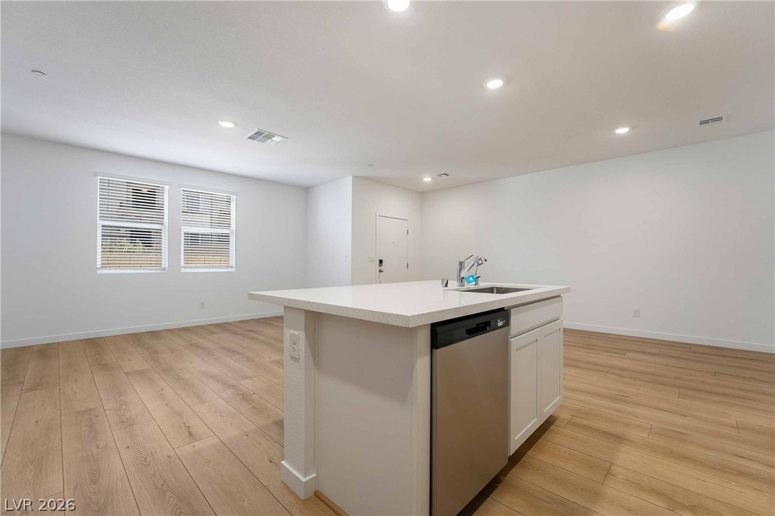 2558 Venetia Pointe Street Property Photo 7