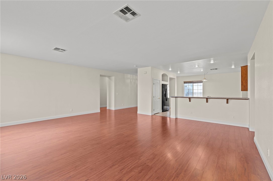 4512 Dawn Peak Street Property Photo 9