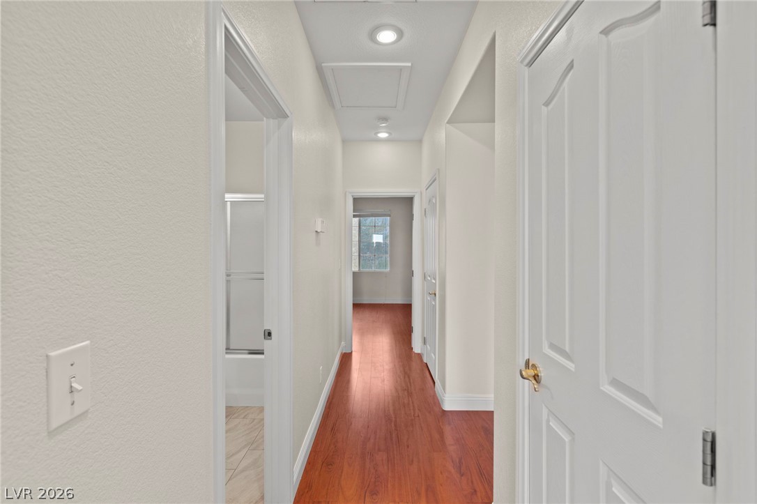 4512 Dawn Peak Street Property Photo 24