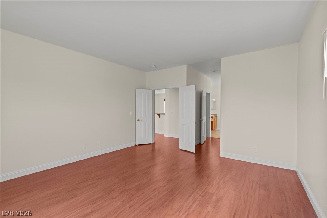 4512 Dawn Peak Street Property Photo 37