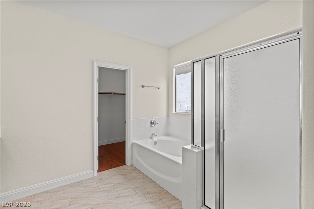 4512 Dawn Peak Street Property Photo 39