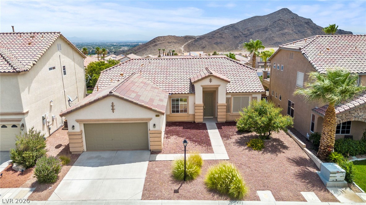 4512 Dawn Peak Street Property Photo 45
