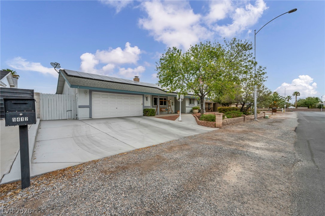 5412 Avenida Vaquero Property Photo 3