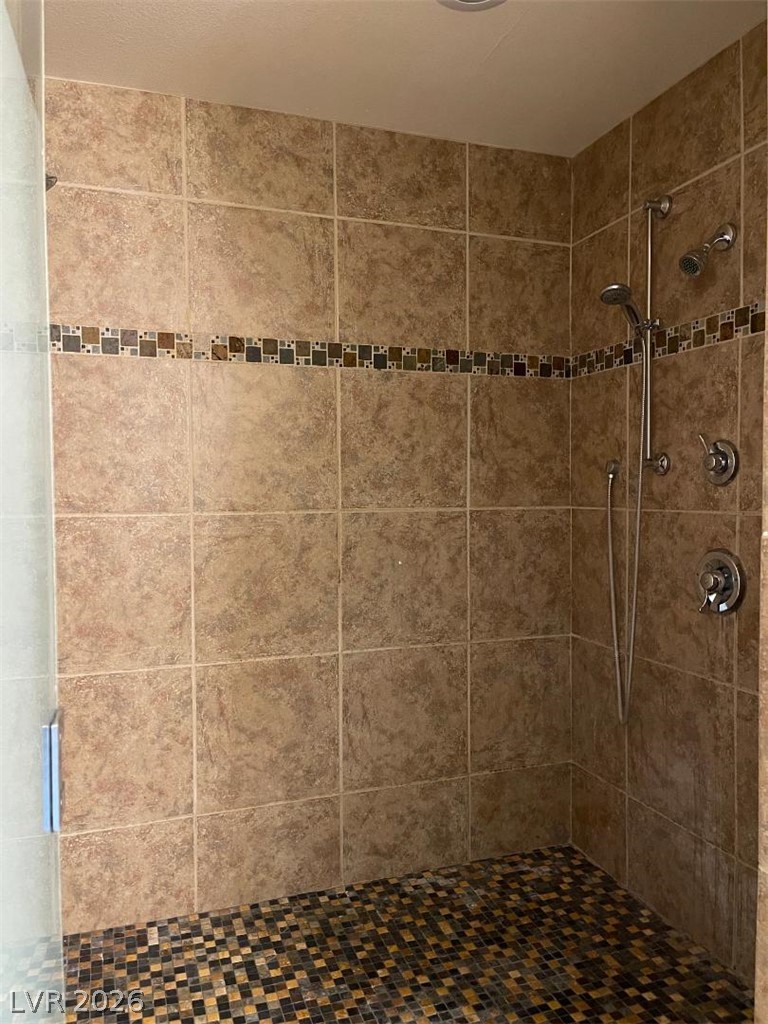 5905 April Lane Property Photo 25
