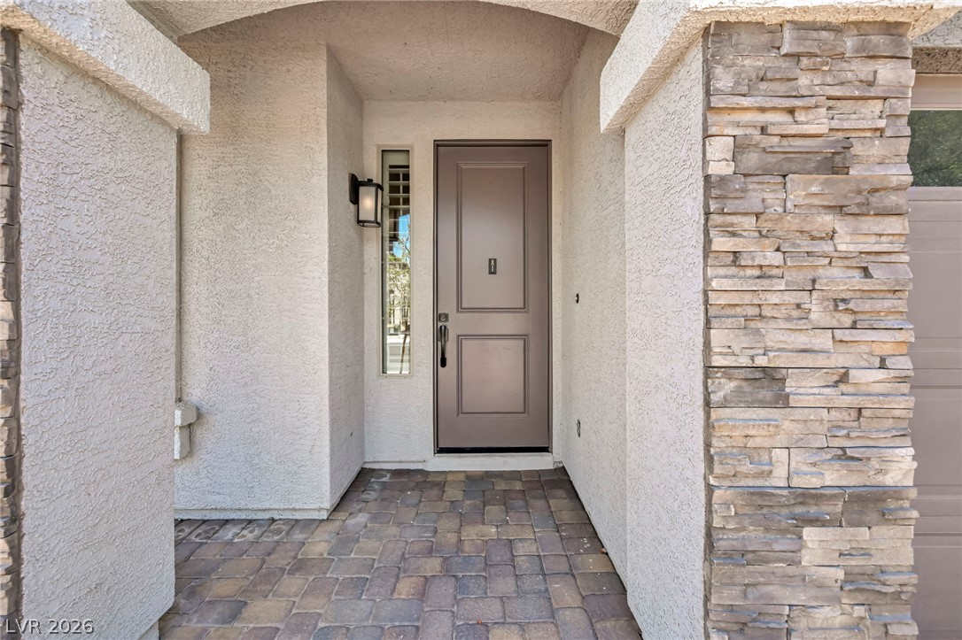 6571 Tangled Vines Avenue Property Photo 4