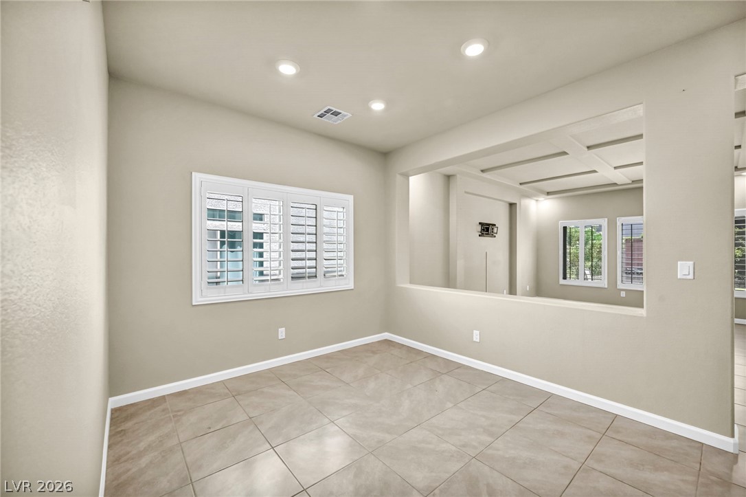 6571 Tangled Vines Avenue Property Photo 11