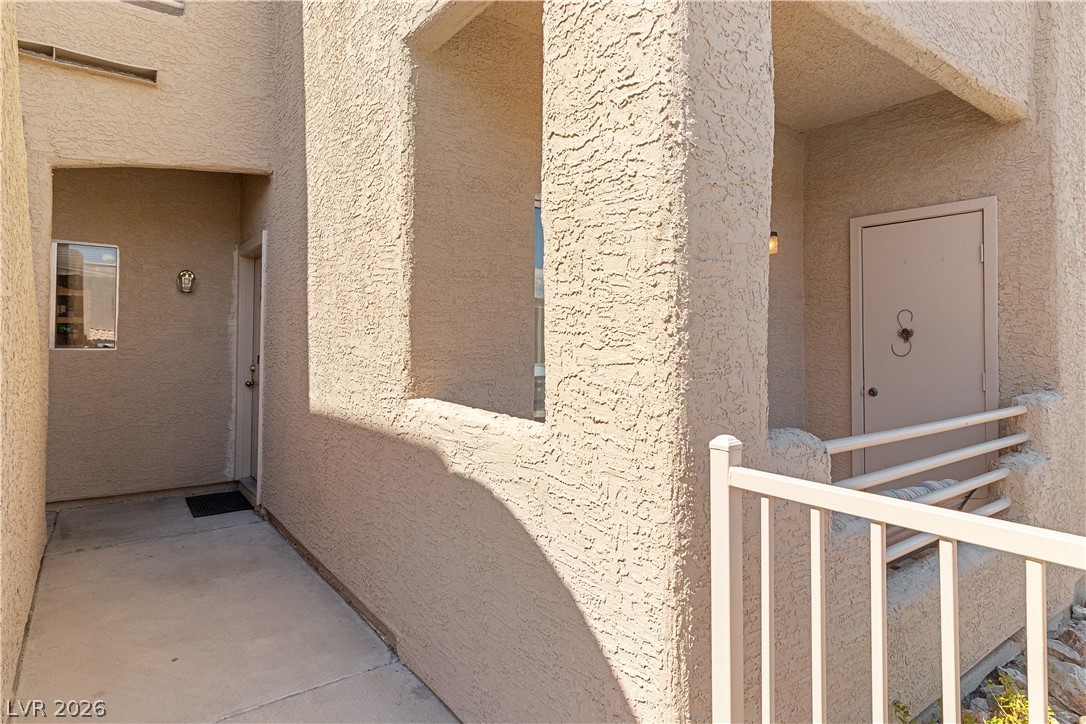 2192 Aspen Mirror Way 102 Property Photo 4