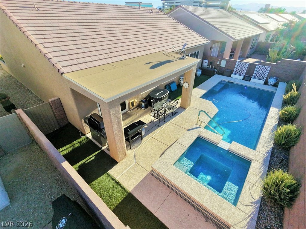 2360 Great Auk Avenue Property Photo 3