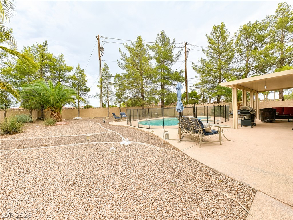 8121 Handle Bar Lane Property Photo 7