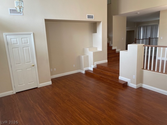321 Waterton Lakes Avenue Property Photo 3