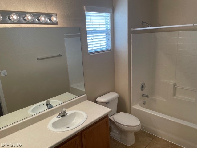 321 Waterton Lakes Avenue Property Photo 16