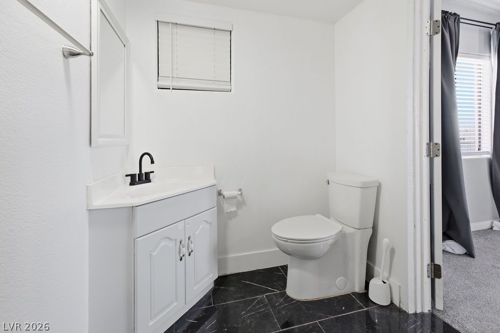 15 Valley View Lane Property Photo 37