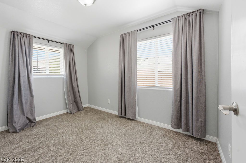 15 Valley View Lane Property Photo 41