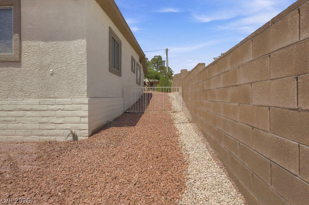 15 Valley View Lane Property Photo 54