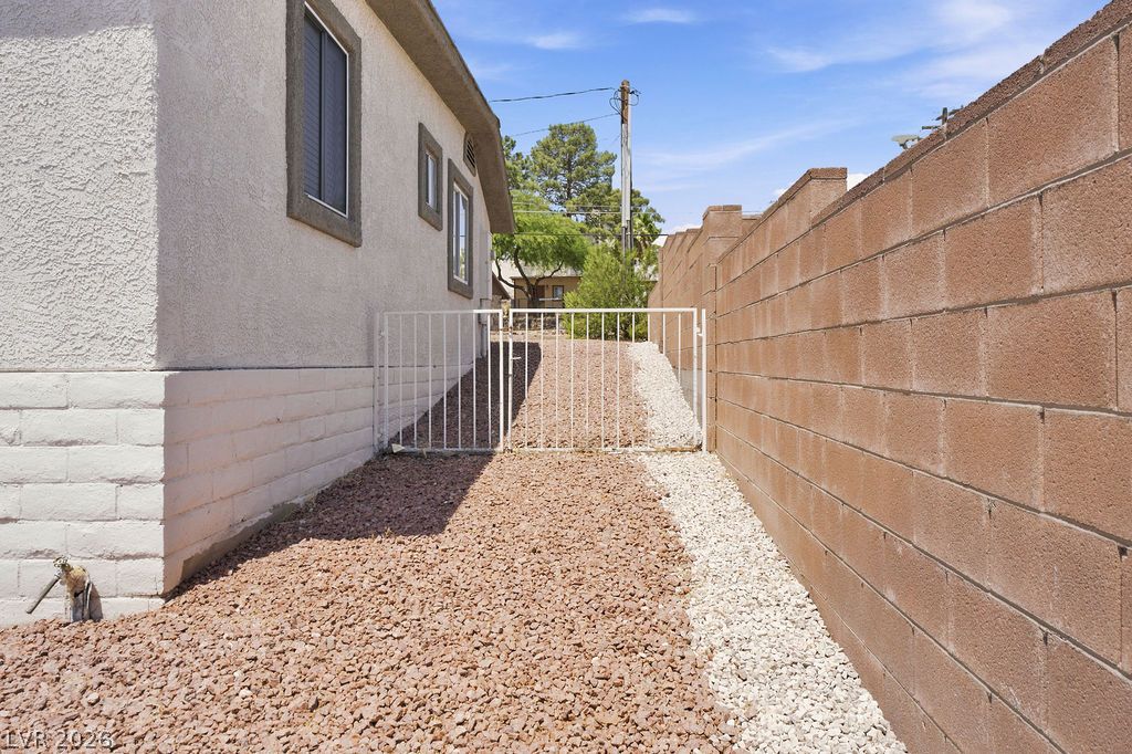 15 Valley View Lane Property Photo 55