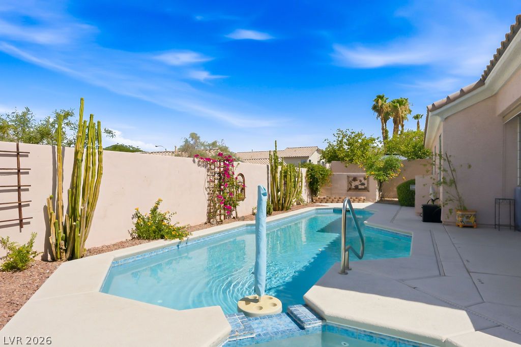 2034 Bobtail Circle Property Photo 3