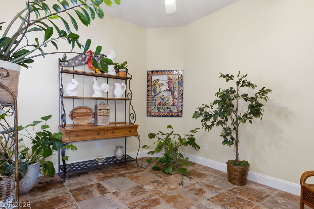 2034 Bobtail Circle Property Photo 32