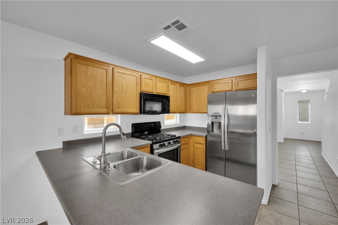 6889 Graceful Cloud Avenue Property Photo 3