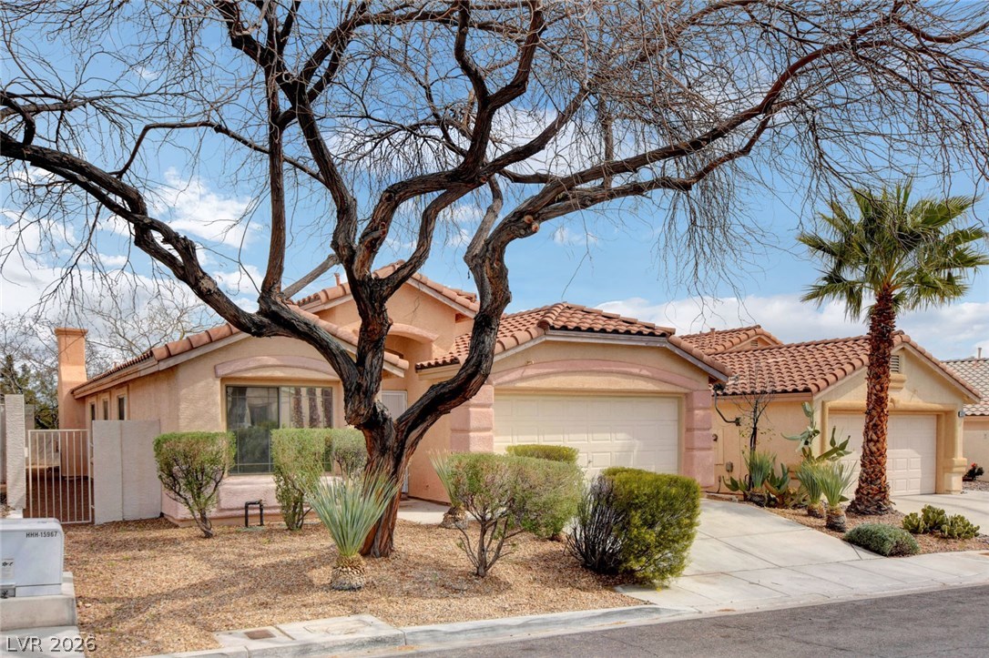 500 Carlton Kay Property Photo 2