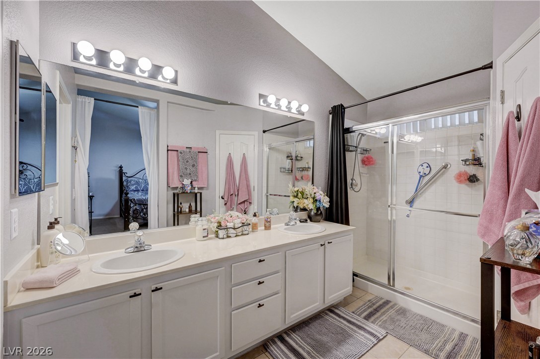 246 Amber Light Court Property Photo 29