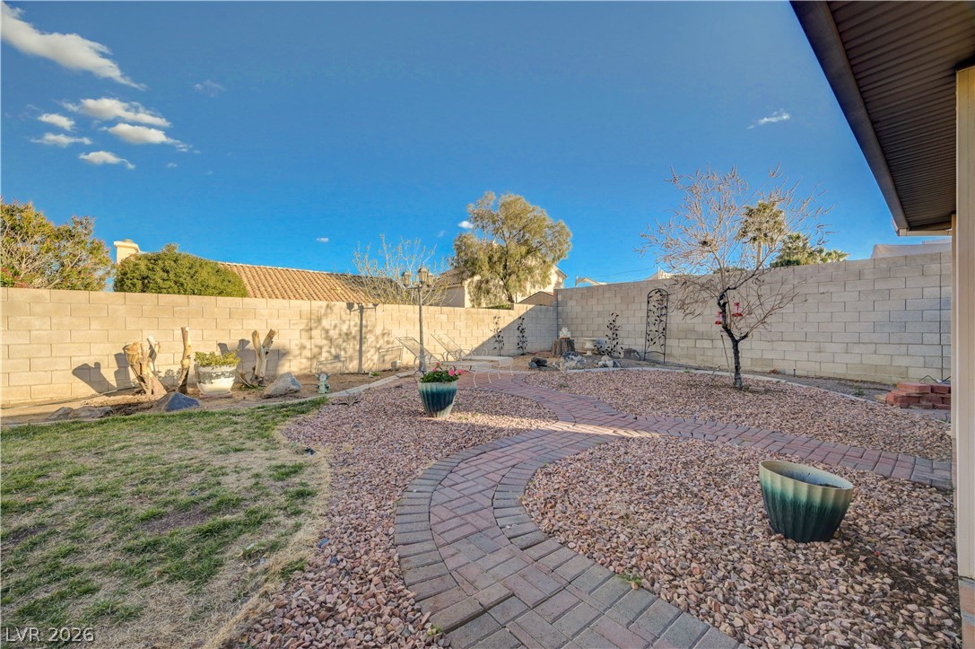 246 Amber Light Court Property Photo 44