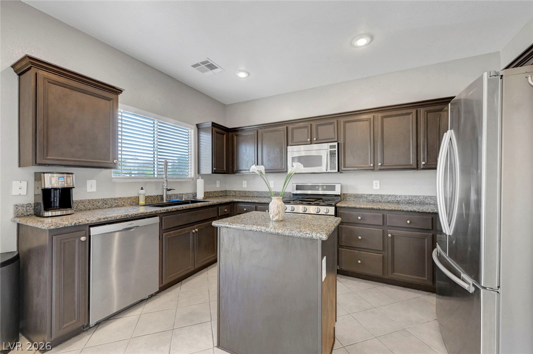 933 Shining Rose Place Property Photo 1