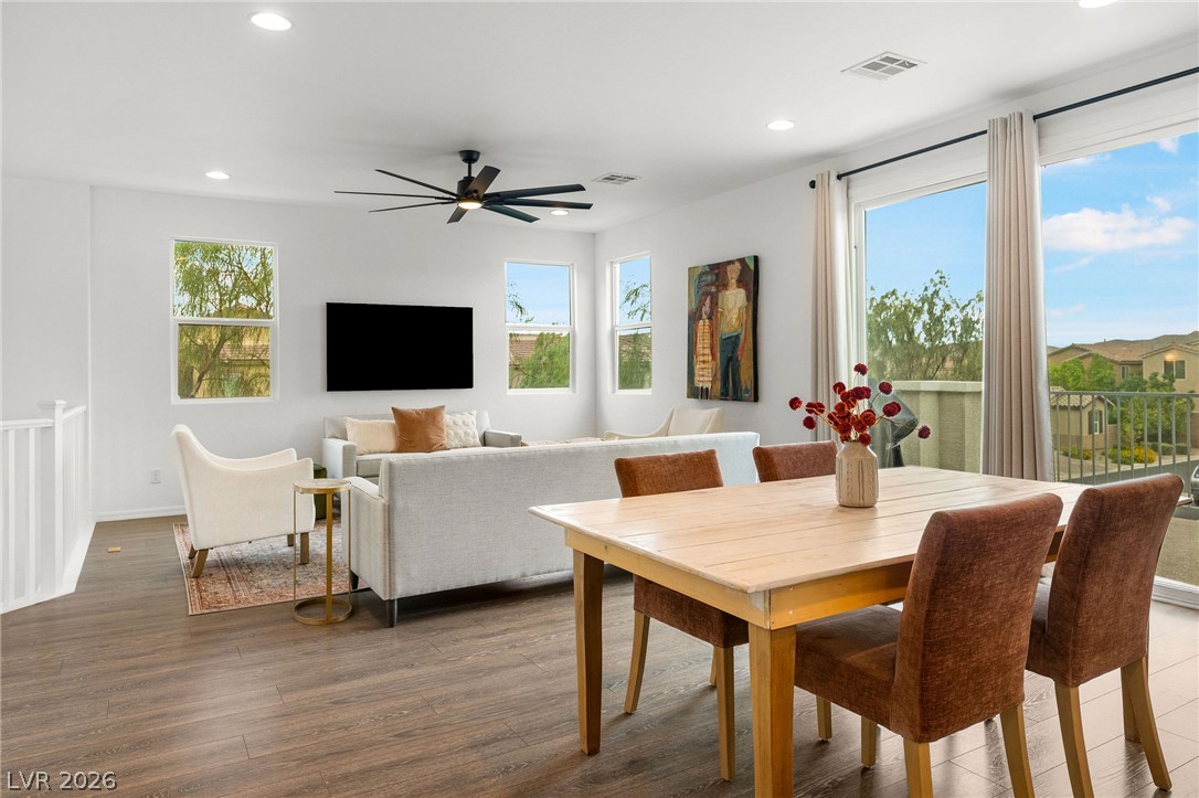 7775 Santos Bay Court Property Photo 4