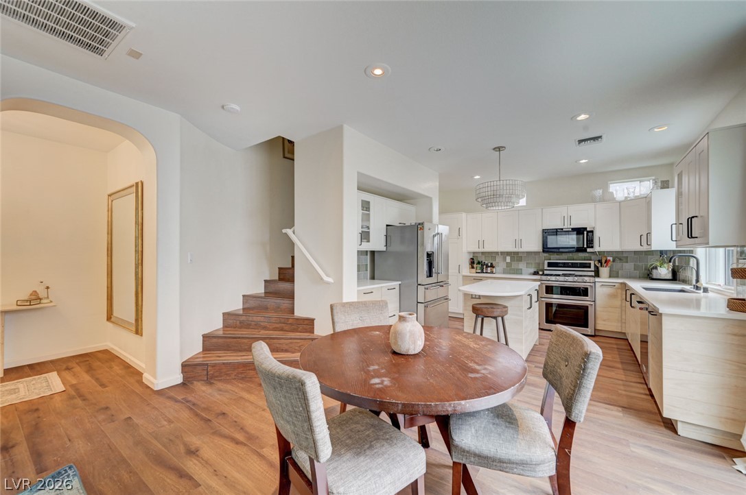 10592 Olympic Pine Drive Property Photo 12
