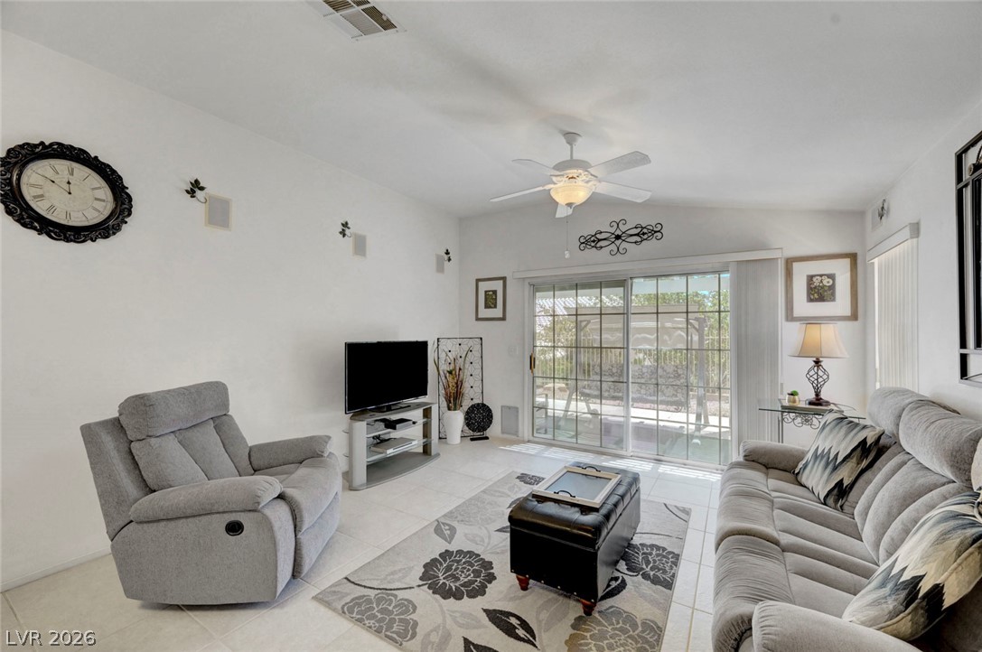 5456 Beach Pine Street Property Photo 15
