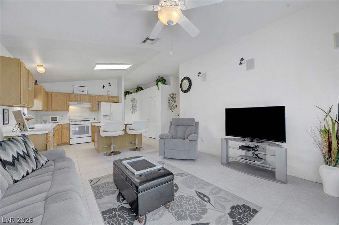 5456 Beach Pine Street Property Photo 17