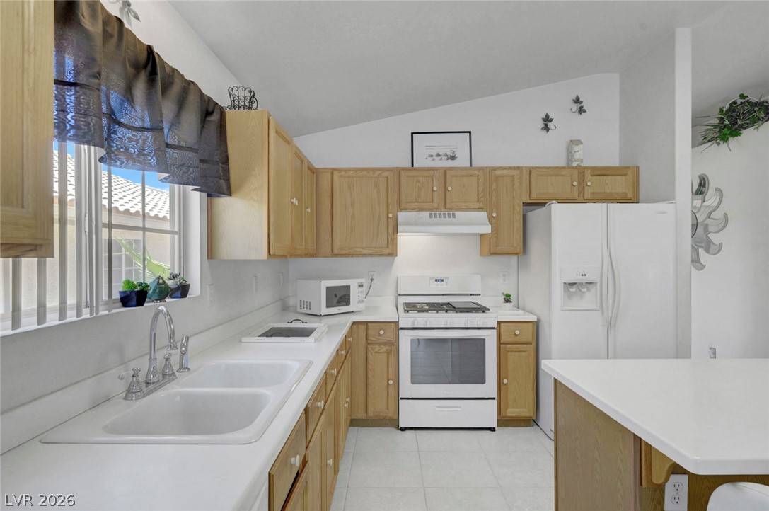 5456 Beach Pine Street Property Photo 21