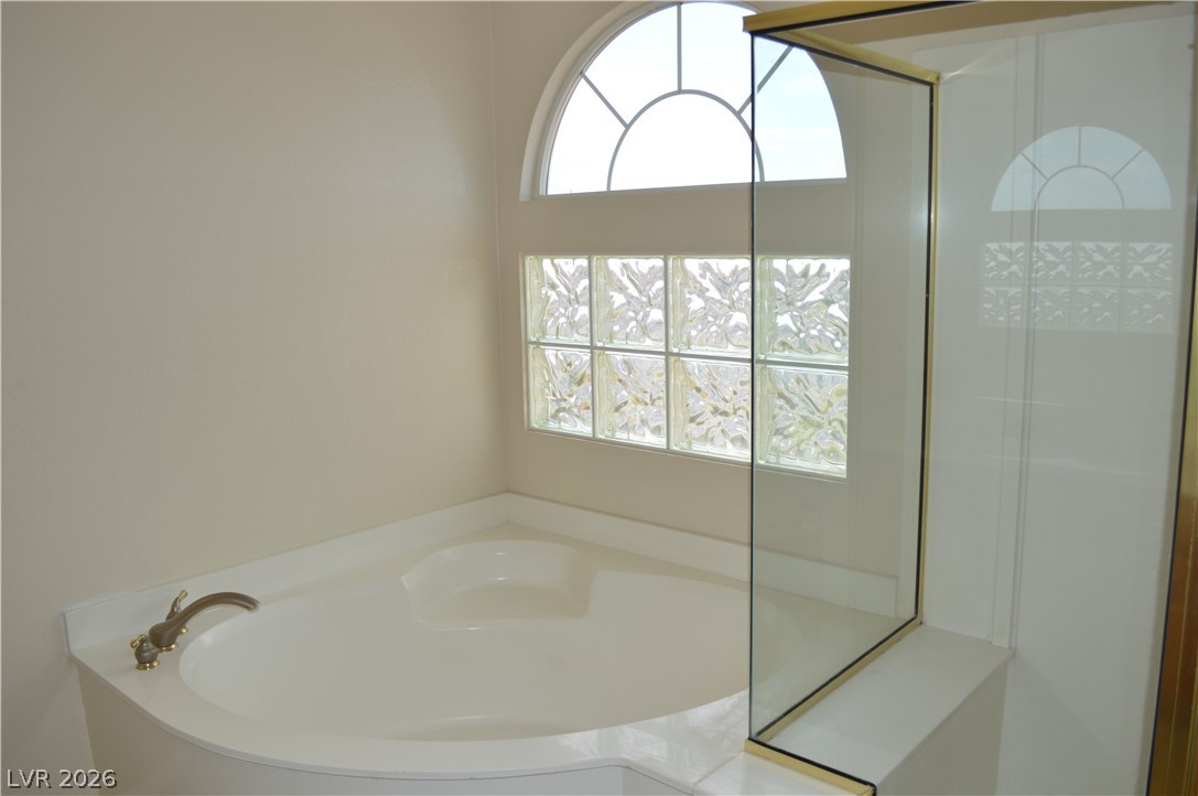 914 Socorro Song Lane Property Photo 10