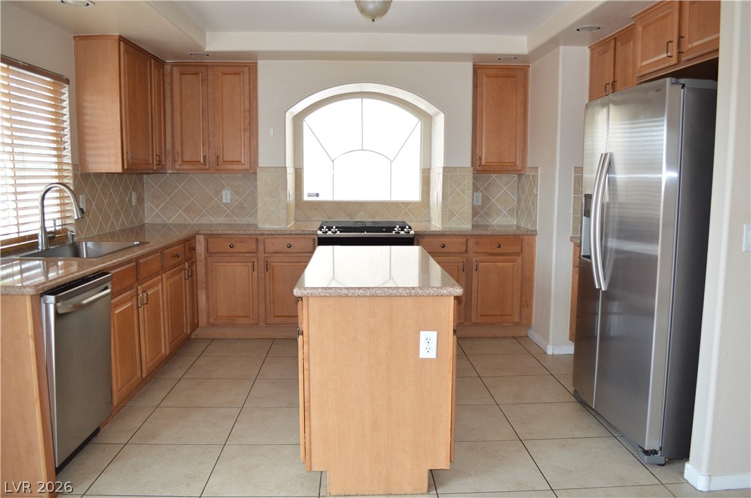914 Socorro Song Lane Property Photo 13